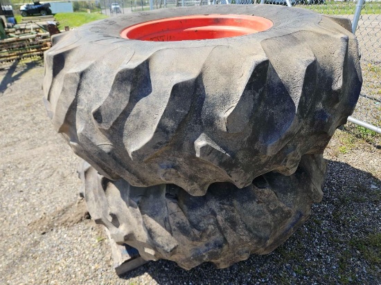 Pair of tractor tires, goodyear, 23.1 x 30