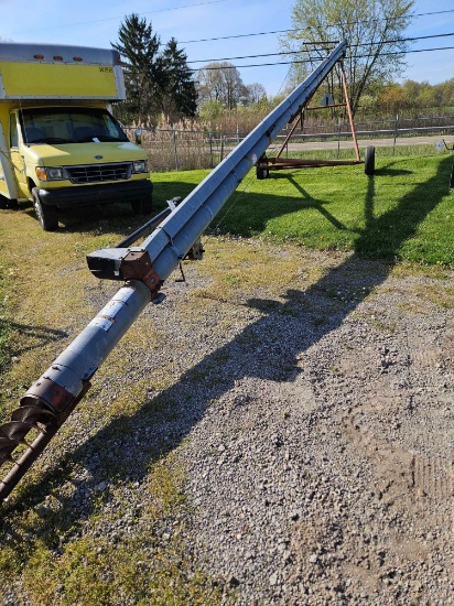 8in x 72ft transport auger, pto