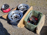 Corvette parts, 4 rims, door panels