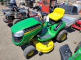 John Deere D105 Auto Lawn Tractor - as is