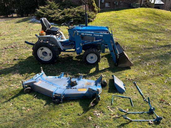Ford 1220 Tractor with 7106 Loader and 914 Mower
