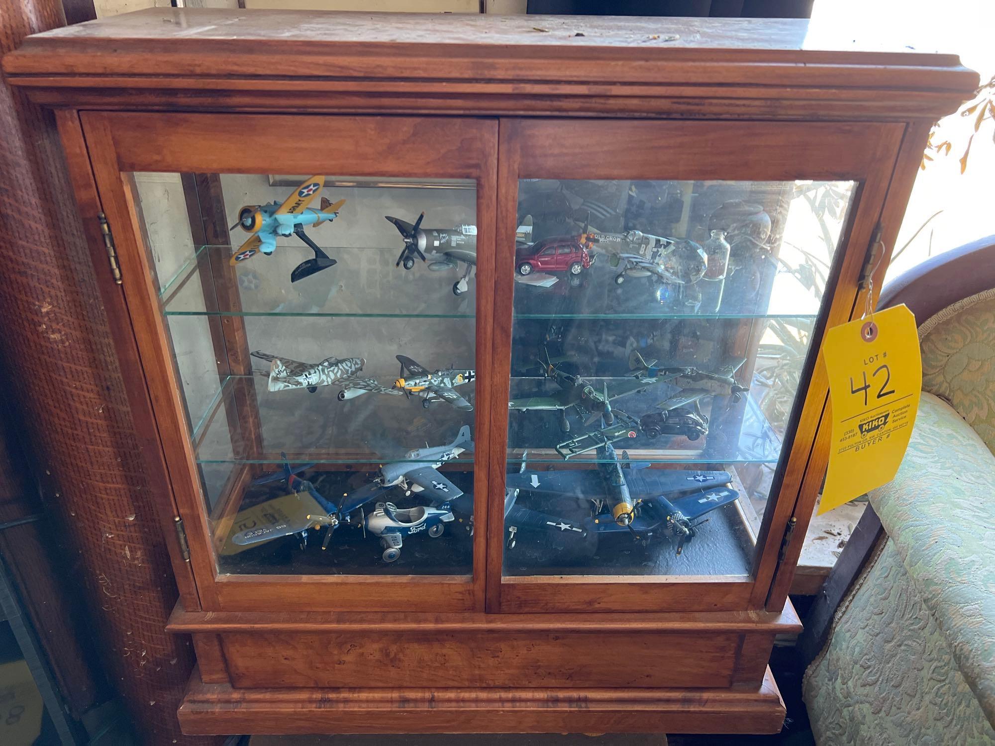 Display Case with Die Cast Airplanes Proxibid