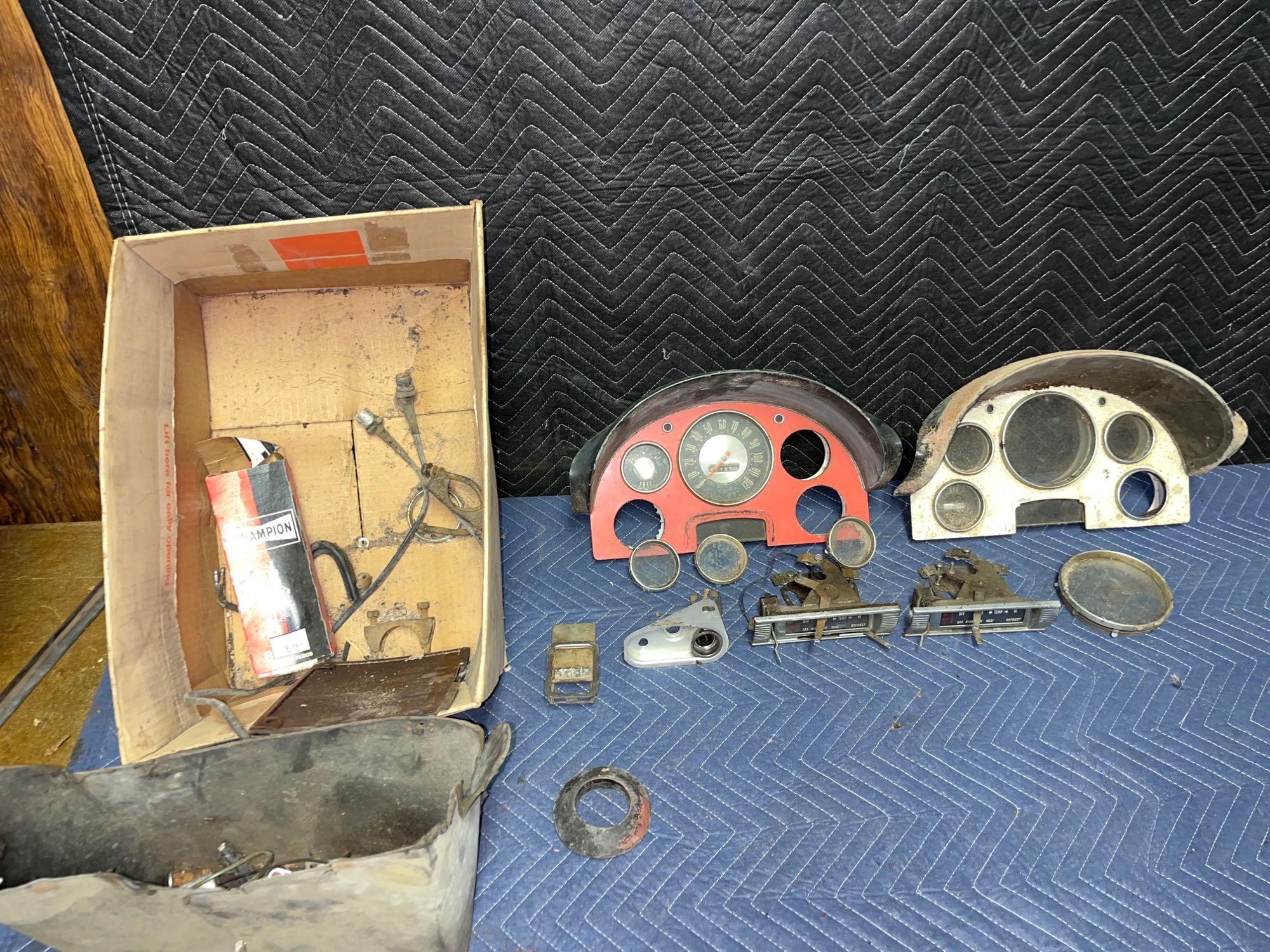 56 Ford Crown Vic dash - vent controls - etc | Proxibid