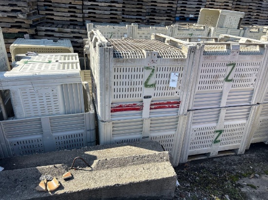 8 Plastic Pallet Bins