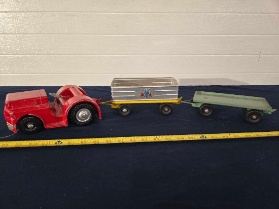 Clark Model Toys Airport Tug Truck & Cart