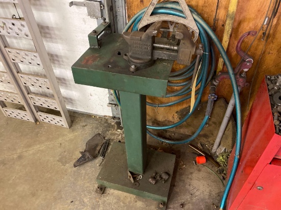 Columbian Vise w/ Stand