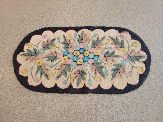 Vintage floral hook rug