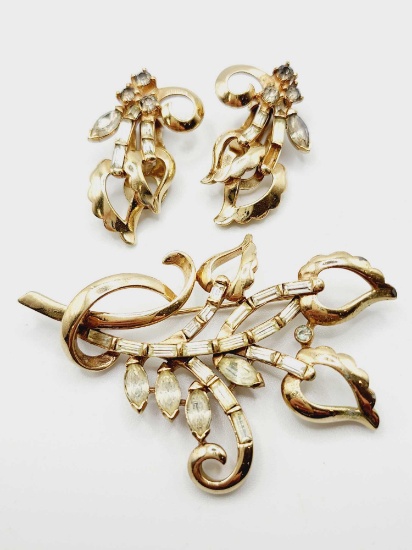 Vintage rhinestone Pennino pin & earrings