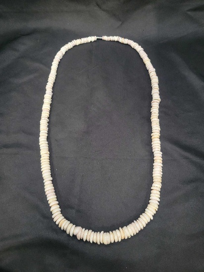 Vintage shell disc bead necklace