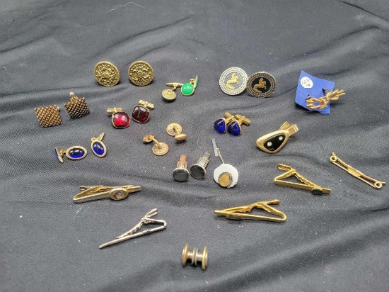 Group of men's vintage jewelry, tie clips, cufflinks and more