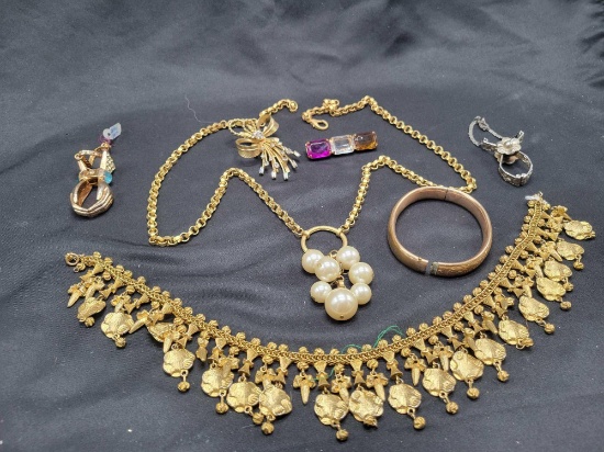 Gold tone necklaces, bracelet, brooches and hank holders