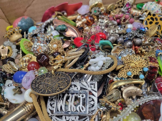 Large lot of loose earrings, pins, rings and assorted costume jewelry