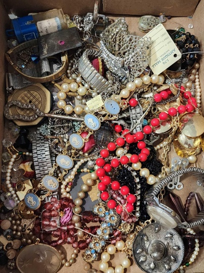 Costume jewelry: box lot, watches, beads, loose parts