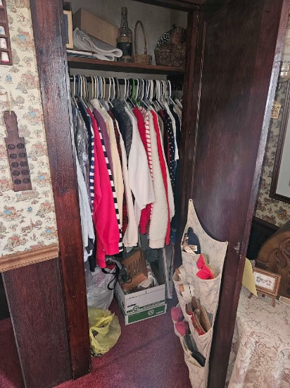 Closet Contents - Clothes (Mostly Women's Medium), Shoes, & Small Decorative Items