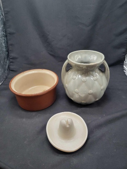 Shawnee double handle vase, unmarked cowboy hat ash tray and bowl