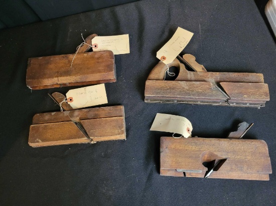 Group of 4 antique molding planes