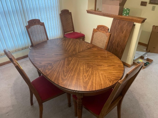 Solid Oak Carved Leg Dining Table w/ 6 Chairs