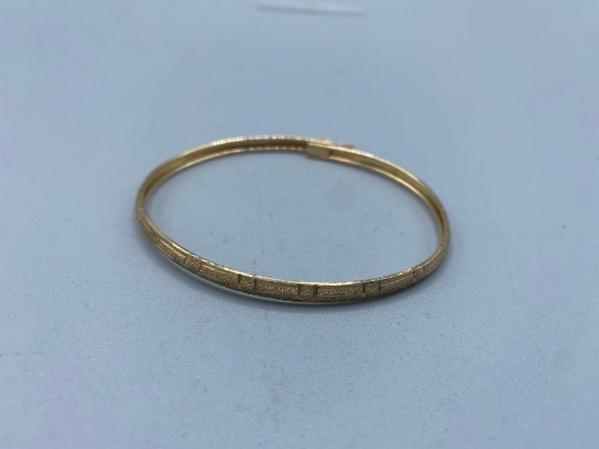 10k Gold bracelet 1.8DWT