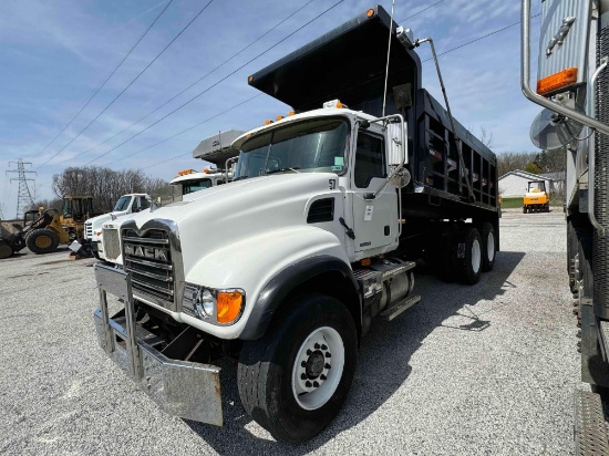 2005 Mack CV713 Tandem Axle Dump Truck