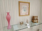 Figurines, jewelry chest, vase, print