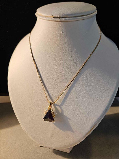 14k gold necklace with synthetic stone pendant
