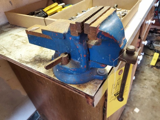 GMC 100 MM Bench Vise