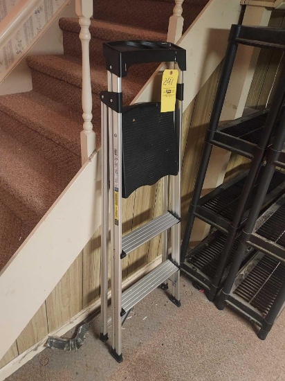 5 Foot Tall Aluminum Stepladder