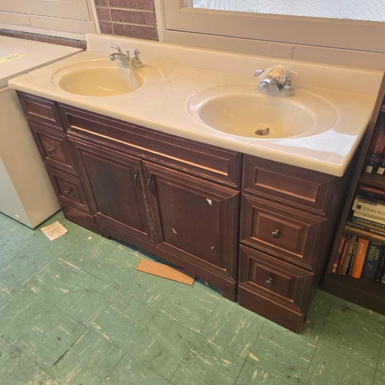 double vanity sink 5ft wide 35in tall