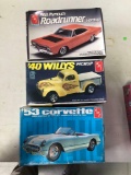Amt model car kits. Corvette, Willys and Roadrunner
