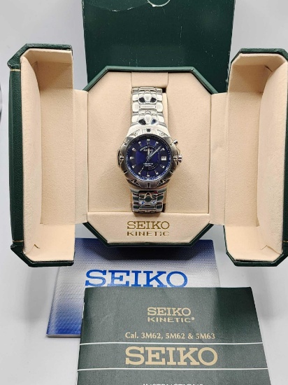 Seiko Kinetic men's watch, boxed, manuals