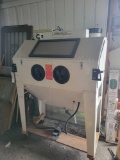 Central Pneumatic dual door blast cabinet