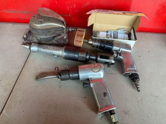 (4) Pneumatic Air Tools