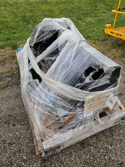 Material bucket for Ford tractor LS LL4102