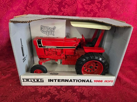 Special Edition International 1066 ROPS 1/16