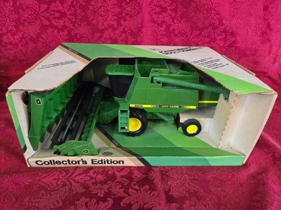 John Deere 9600 Combine Collectors Edition 1/28