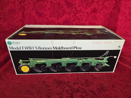 John Deere Model F145H 5-Bottom Moldboard Plow Precision Classics No.6 1/16