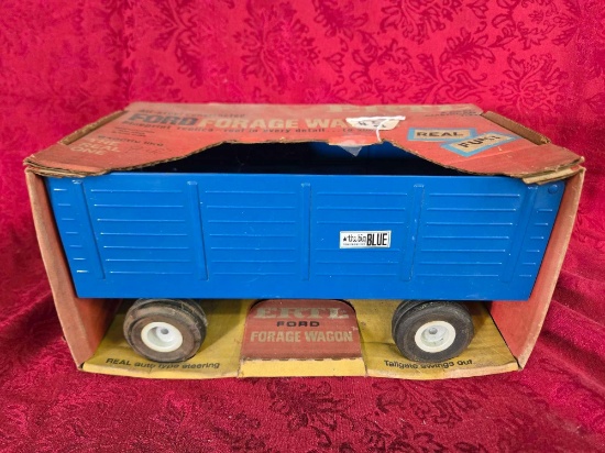 Ford Forage Wagon 1/12