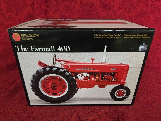 The Farmall 400 Precision Series No.11 1/16