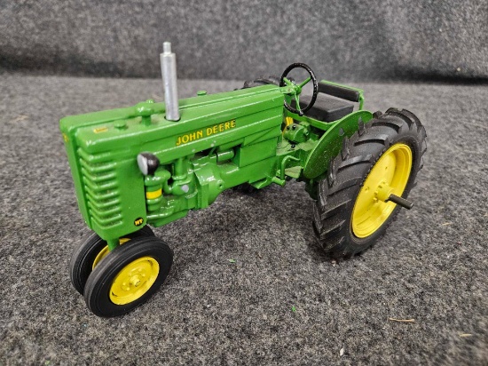 Custom John Deere MT Tractor 1/16