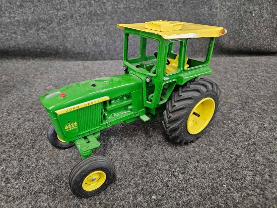 Custom John Deere 4020 Diesel with Cab 1/16