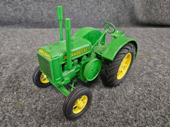 Custom John Deere Model D 1/16 by Lyle Dingman
