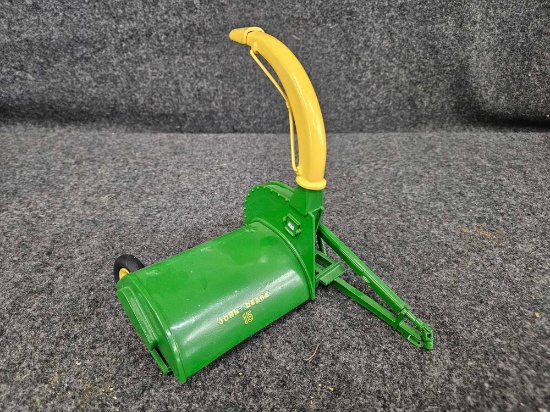 Custom John Deere Chopper 1/16
