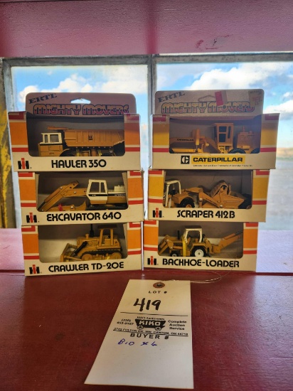Ertl 1/64 Mighty Movers Bid X6