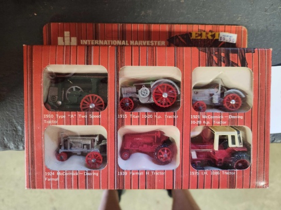 Ertl 1/64 IH Historical Set
