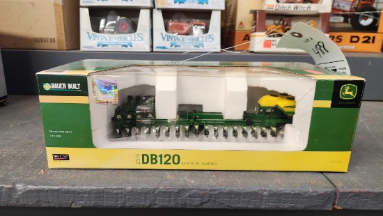 Spec Cast John Deere DB120 48 row Planter