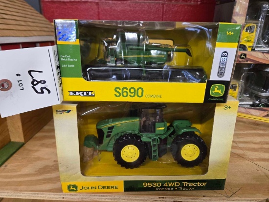 John Deere S690 Combine 1/64, JD 9530 4WD Tractor 1/32