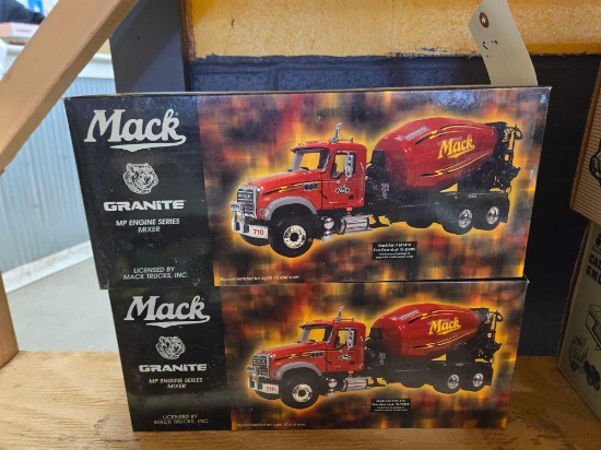 Mack Granite MP Engine Series Mixer 1/34 bid x 2