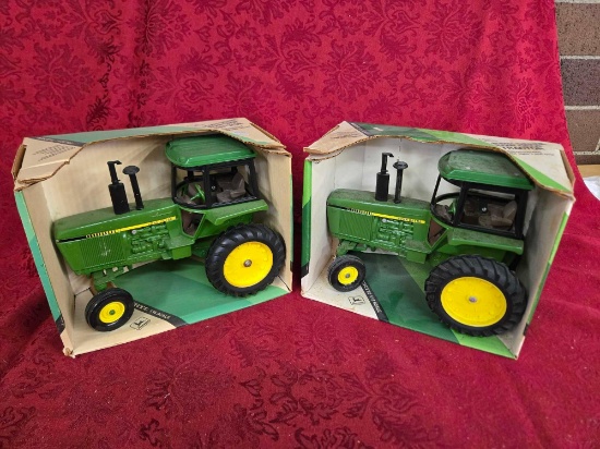 John Deere Row Crop Tractor 1/16 bid x 2