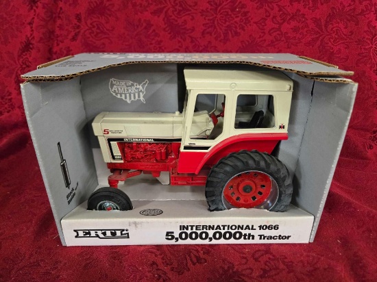 Special Edition International 1066 1/16