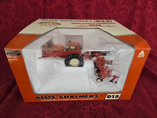 Allis-Chalmers D15 with 4 Row Cultivator 1/16